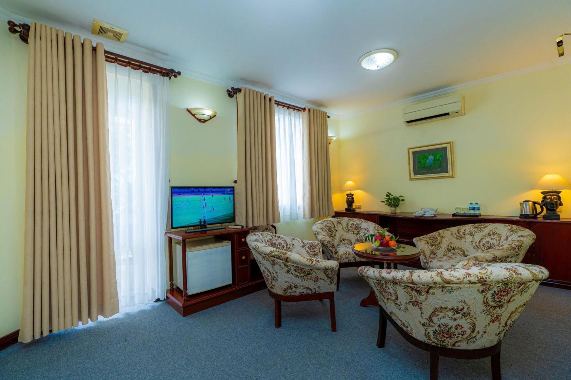 Hoang Ha Boutique Hotel Хошимин Екстериор снимка