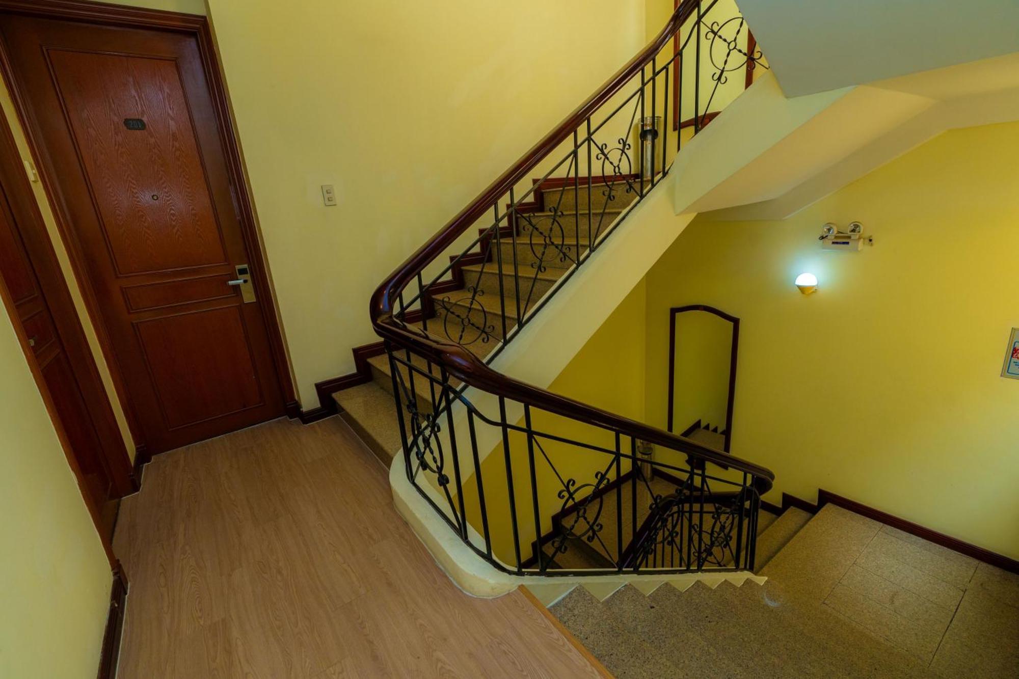 Hoang Ha Boutique Hotel Хошимин Екстериор снимка