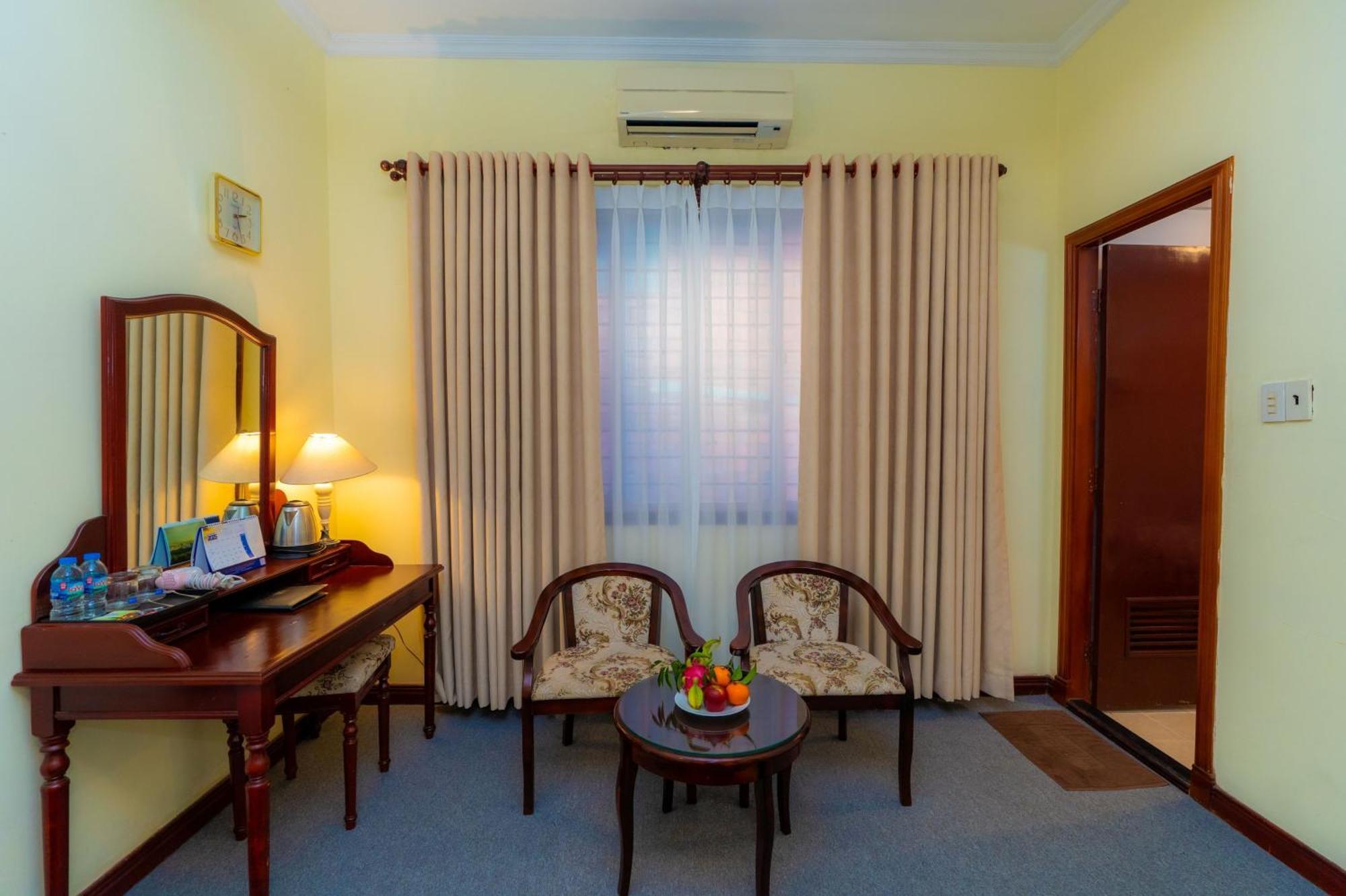 Hoang Ha Boutique Hotel Хошимин Екстериор снимка